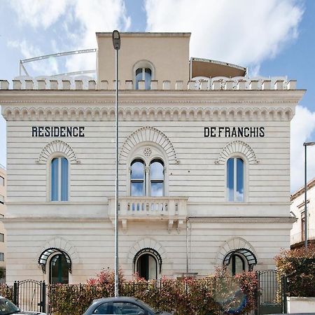 Residence De Franchis - Smart Apartments Lecce Kültér fotó