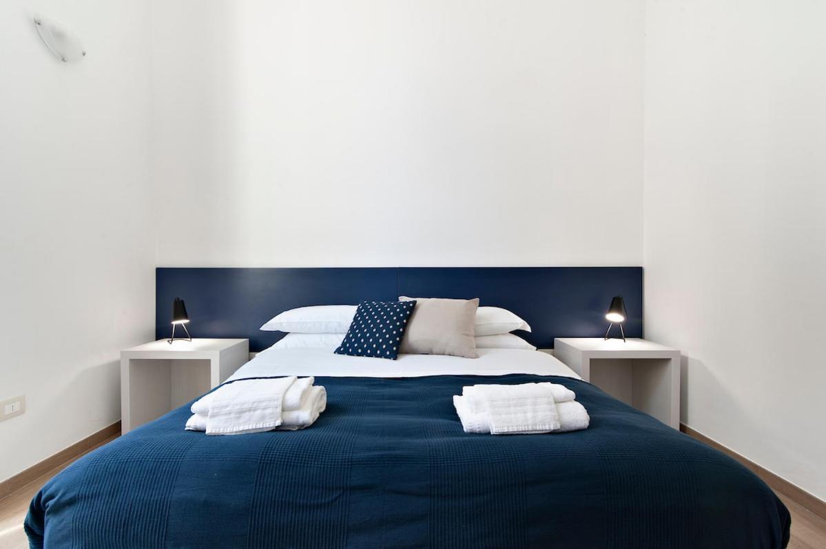Residence De Franchis - Smart Apartments Lecce Kültér fotó