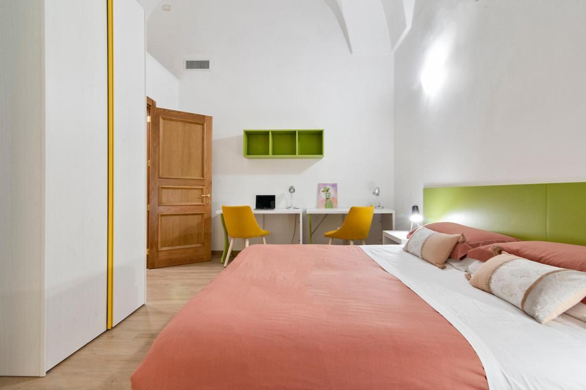 Residence De Franchis - Smart Apartments Lecce Kültér fotó