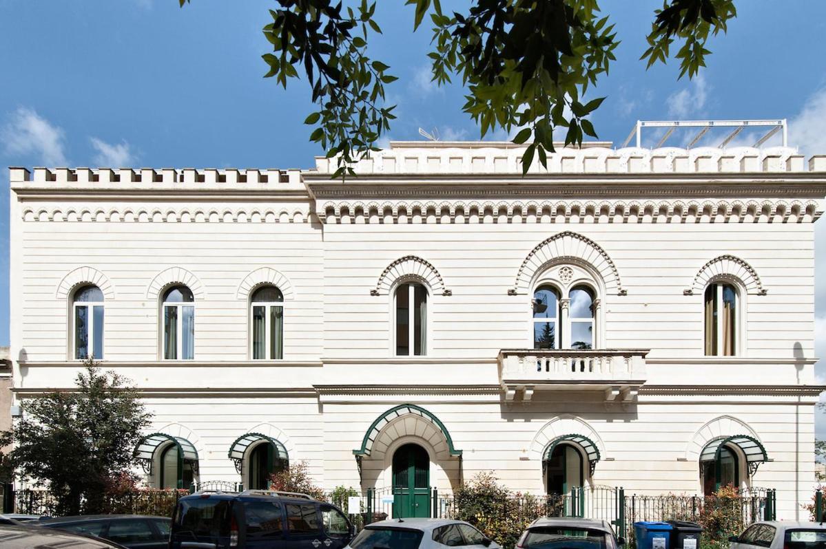 Residence De Franchis - Smart Apartments Lecce Kültér fotó