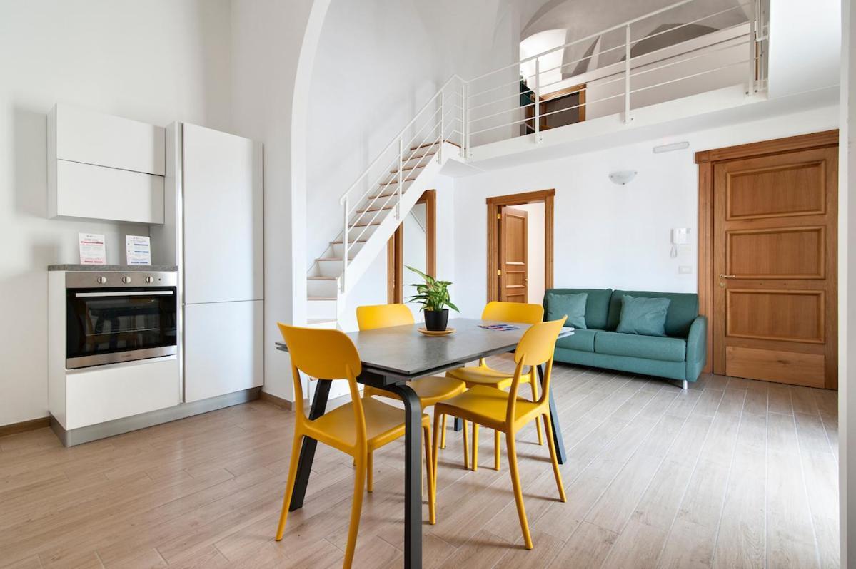 Residence De Franchis - Smart Apartments Lecce Kültér fotó