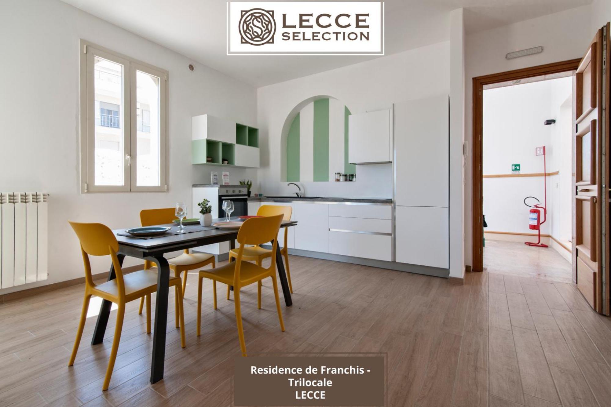 Residence De Franchis - Smart Apartments Lecce Kültér fotó